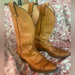 Vintage Justin Boots Tan Leather Western cowgirl